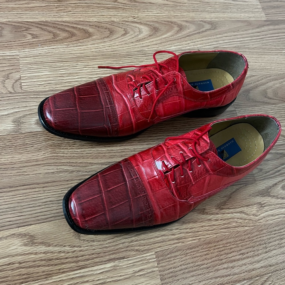 Gently used red shoes. Size 13